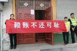 逃避追债，街头狂奔，我的生活从未如此惊险！